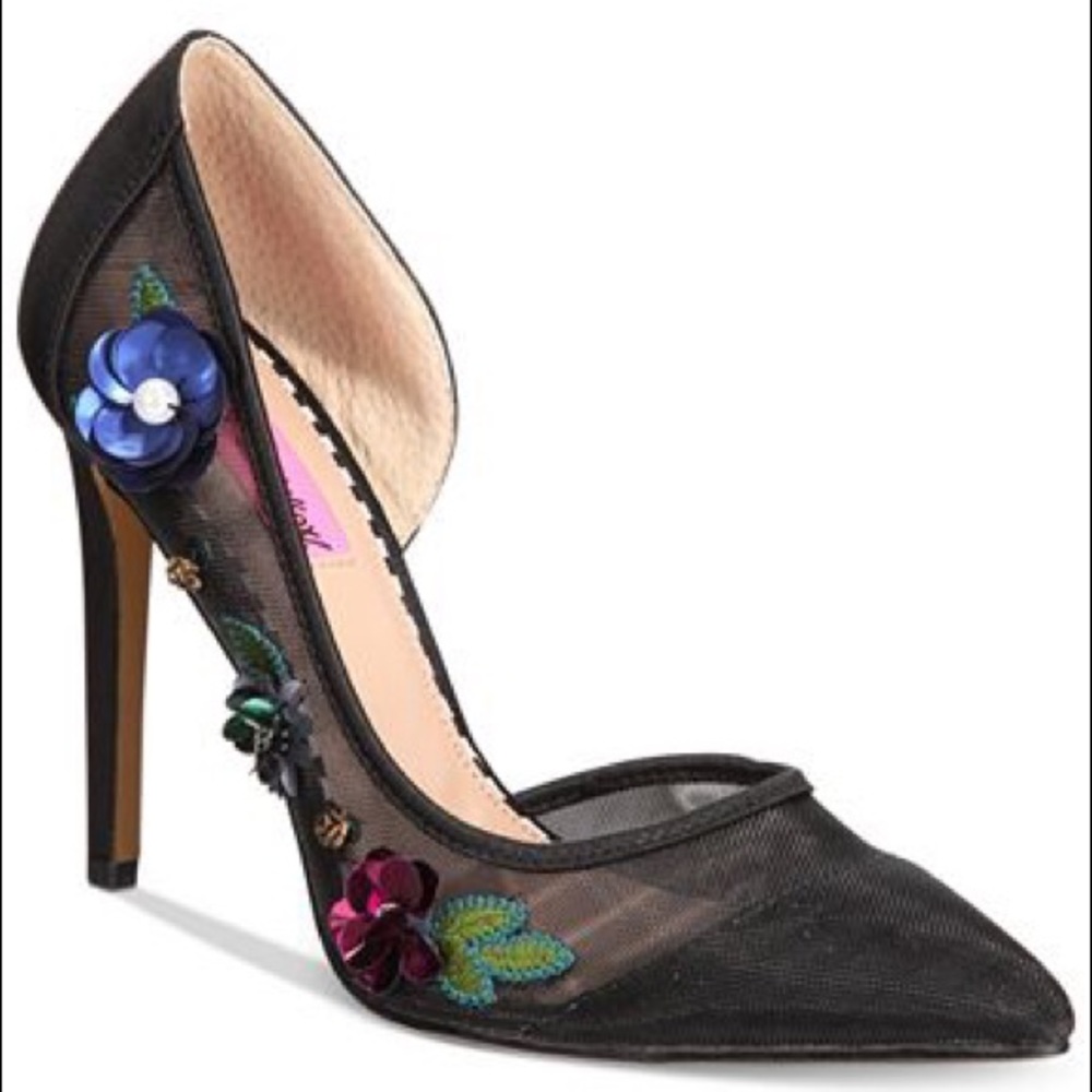Betsey Johnson Jewel Pumps | Sz 7.5 | Black Satin